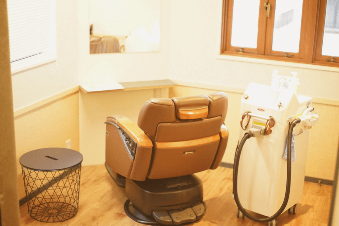 RAPPORT homme　内観